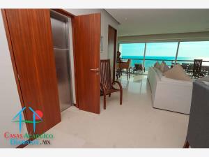Departamento en venta en Playa Diamante, Acapulco de Juárez — foto 3 de 73