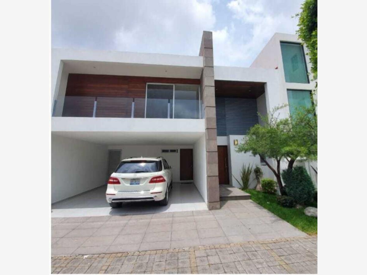 Casa en renta en Lomas de Angelópolis, San Andrés Cholula — foto 1 de 6