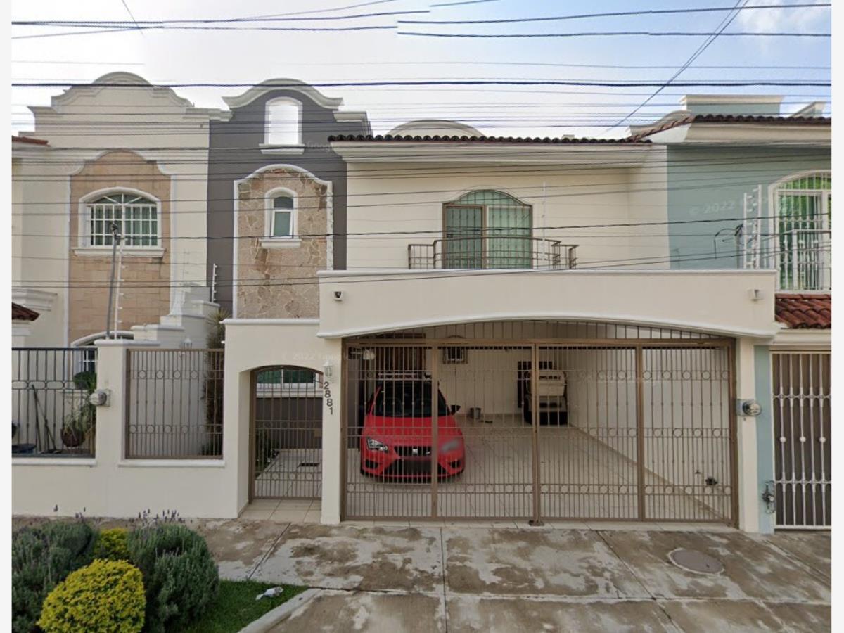 Casa en venta en Bosques de La Victoria, Guadalajara — foto 1 de 15