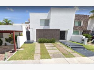 Casa en Cumbres del Lago, Querétaro, Querétaro