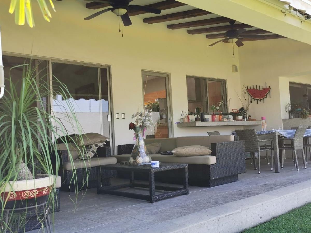 Casa en venta en Centro Jiutepec, Jiutepec — foto 1 de 13