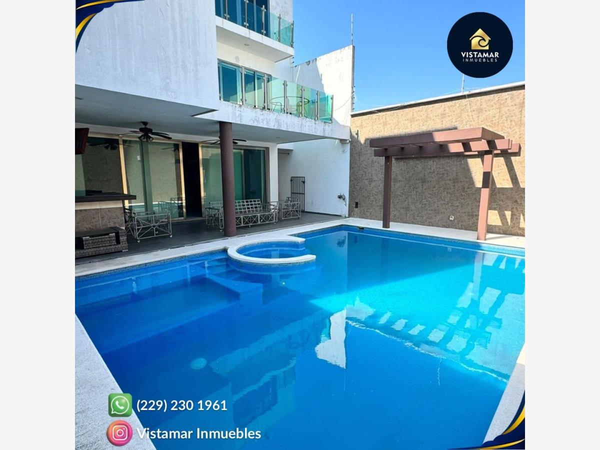 Casa en venta en Jardines de Mocambo, Boca del Río — foto 1 de 8