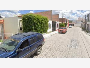 Casa en Granjas Banthi, San Juan del Río, Querétaro
