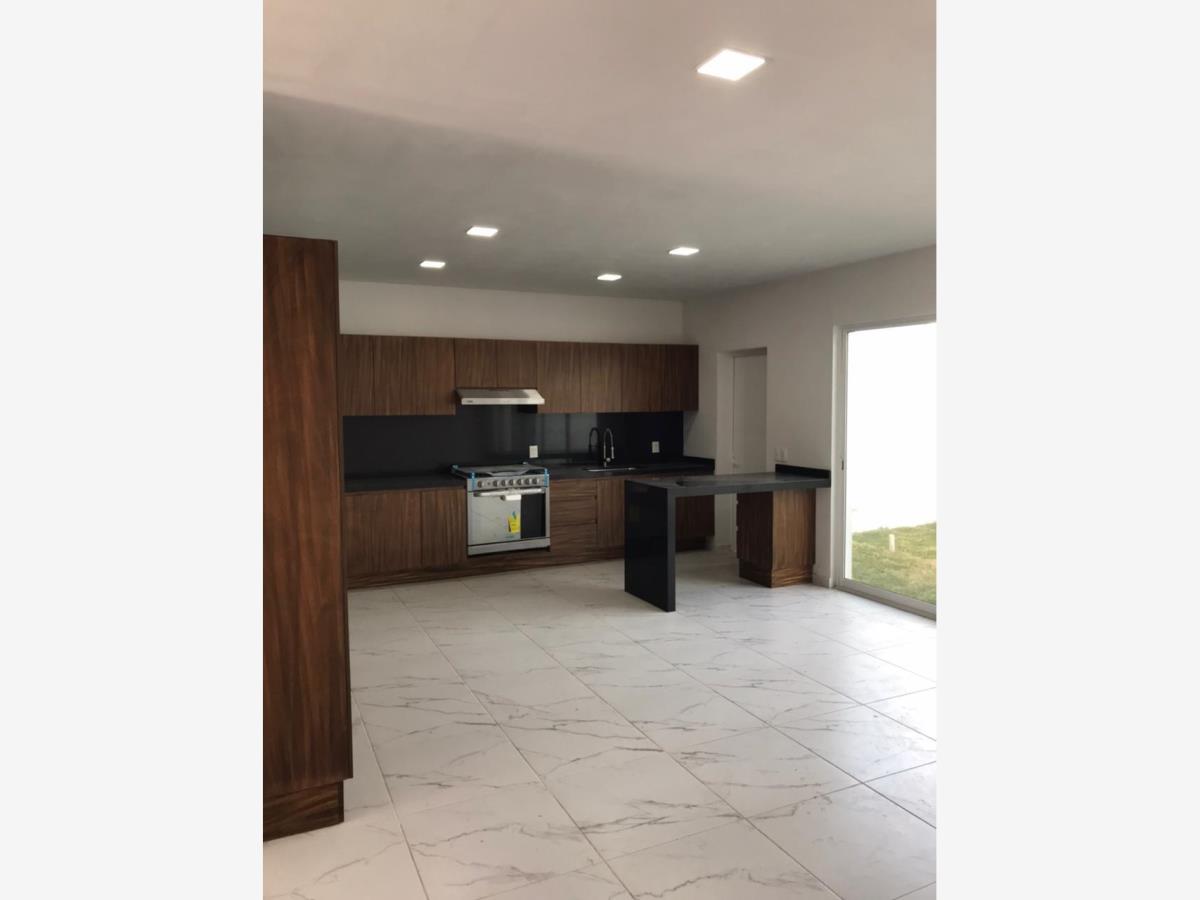 Casa en venta en Valle Imperial, Zapopan — foto 1 de 17