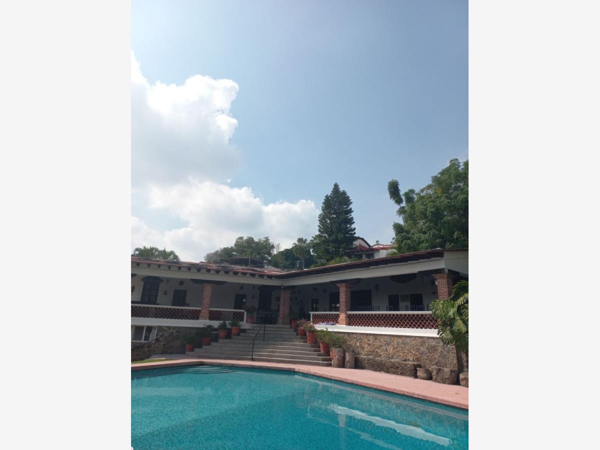 Casa en venta en Lomas de Cortes, Cuernavaca — foto 1 de 16