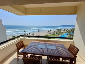Departamento en venta en Playa Diamante, Acapulco de Juárez — foto 2 de 33