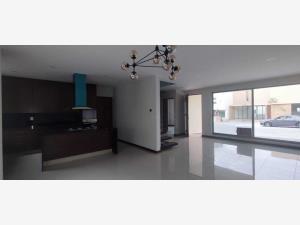 Casa en venta en Loma Alta, Morelia, Michoacán de Ocampo