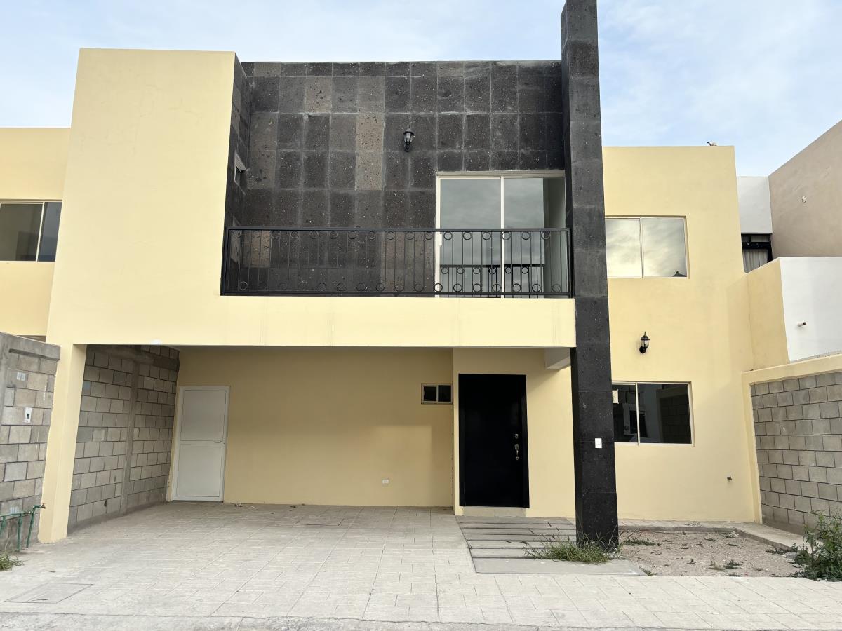 Casa en Venta en Los Cedros, Gómez Palacio, Durango