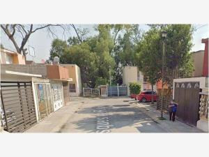 Casa en venta en El Bosque Tultepec, Tultepec — foto 2 de 4