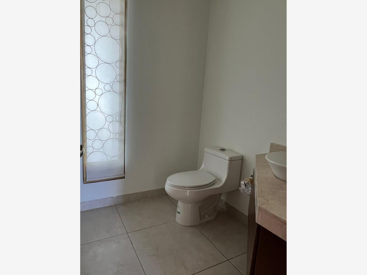 Casa en venta en Residencial Lomas Punta del Este, León — foto 1 de 26