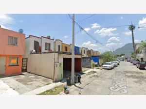 Casa en venta en La Trinidad, Juárez — foto 2 de 3