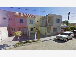 Casa en venta en Residencial las Torres, Torreón — foto 3 de 7