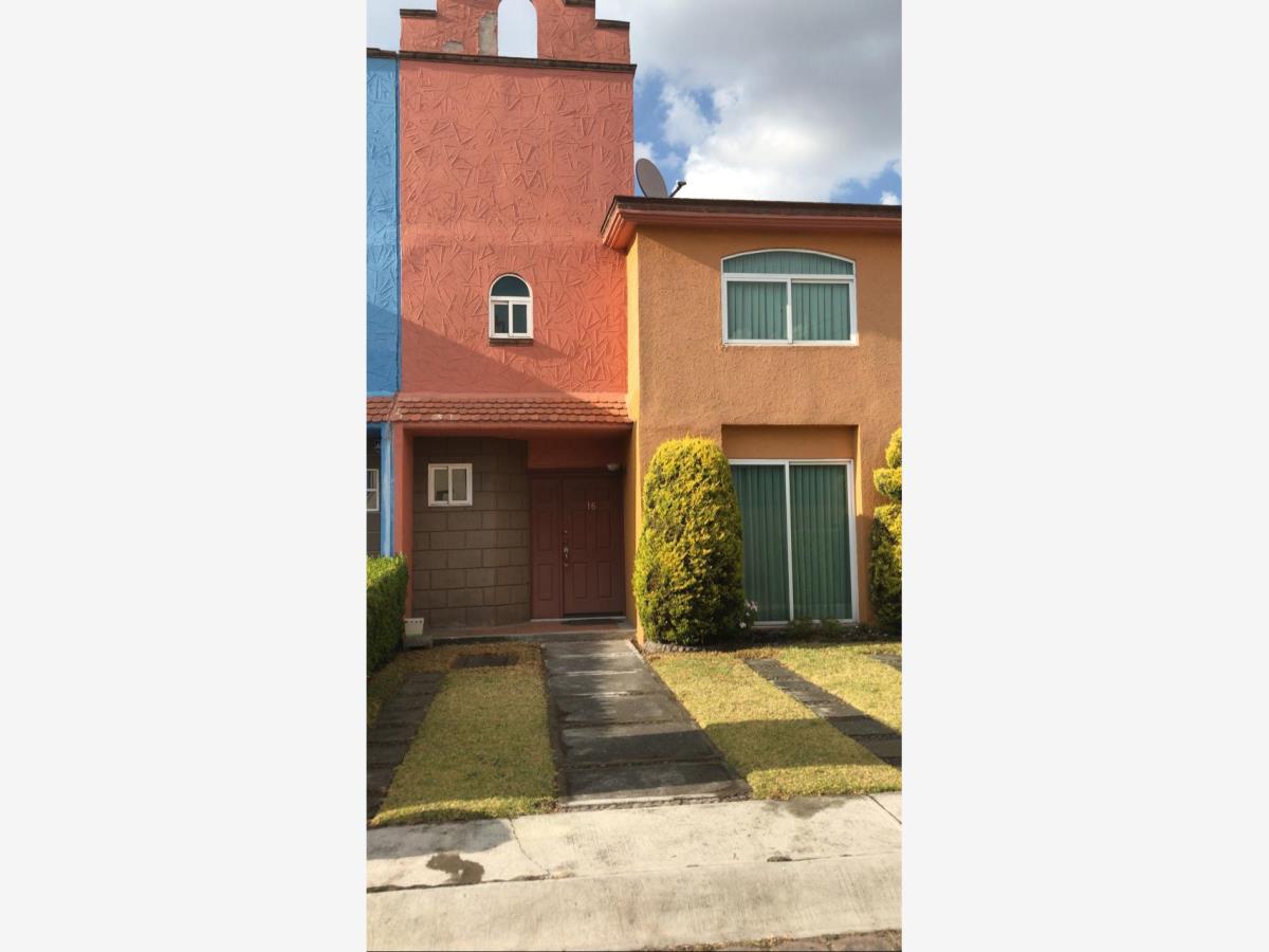 Casa en venta en Hacienda La Galia, Toluca — foto 1 de 48