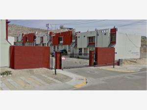 Casa en venta en El Laurel I, Tijuana — foto 2 de 4