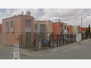 Casa en venta en Hacienda del Parque 2a Sección, Cuautitlán Izcalli — foto 3 de 7