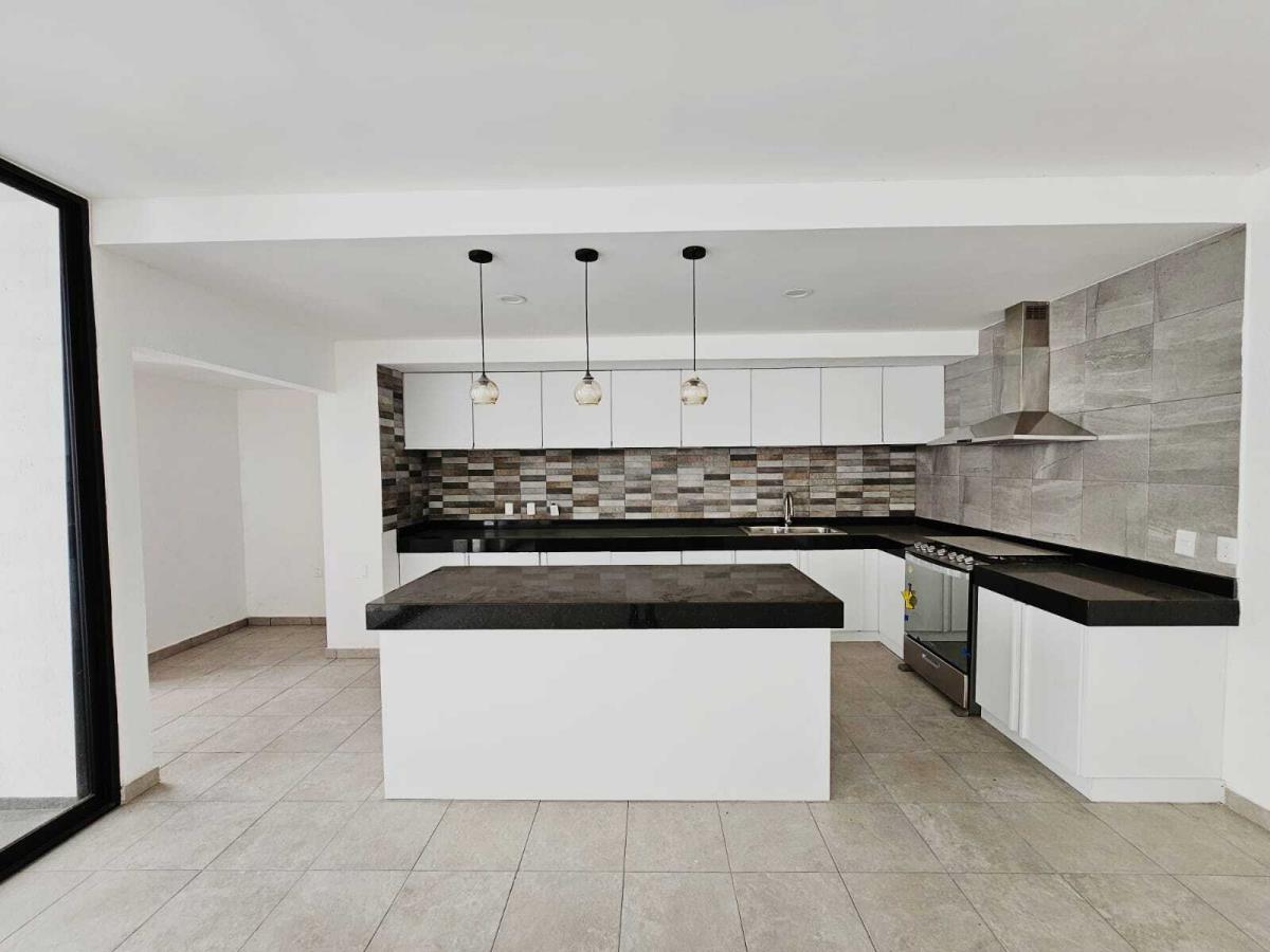 Casa en venta en Lomas de Cuernavaca, Temixco — foto 1 de 10