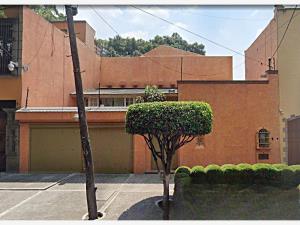 Casa en Del Carmen, Coyoacán, Ciudad de México
