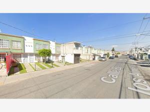 Casa en venta en Los Héroes Tecámac II, Tecámac — foto 2 de 7