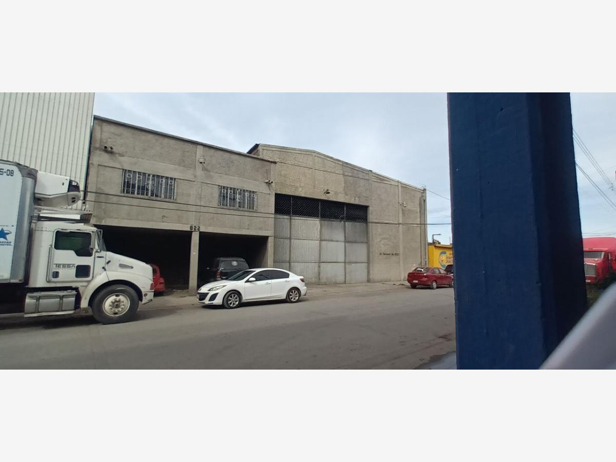 Bodega en venta en Nazario S Ortiz Garza, Saltillo — foto 1 de 18