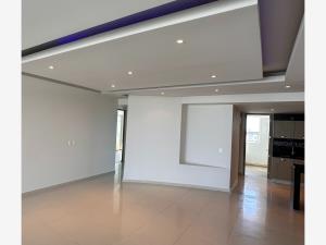 Departamento en renta en Reserva Territorial Atlixcayotl, San Andrés Cholula — foto 3 de 36