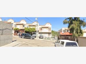 Casa en venta en Villa Residencial Santa Fe 5ta. Sección, Tijuana — foto 3 de 5