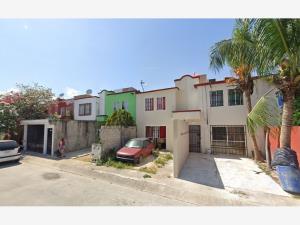 Casa en venta en Hacienda Real del Caribe, Benito Juárez — foto 2 de 7