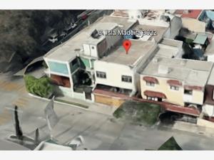 Casa en venta en Jardines de La Cruz 1a. Sección, Guadalajara — foto 3 de 7
