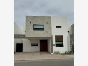 Casa en venta en La Toscana Residencial, Torreón — foto 2 de 7