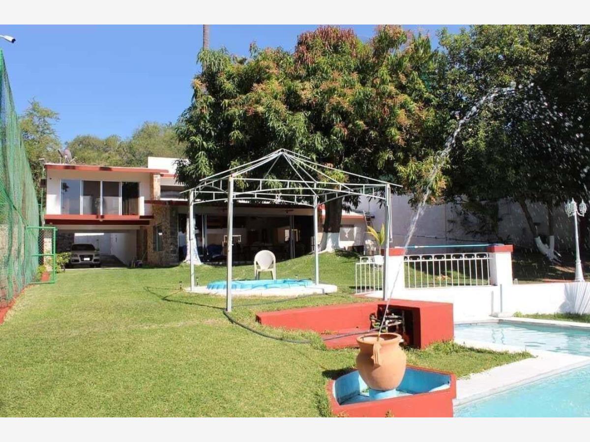 Casa en venta en Tequesquitengo, Jojutla — foto 1 de 20