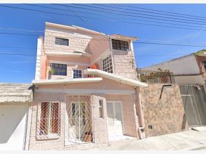 Casa en venta en Infonavit Pedregoso, San Juan del Río — foto 2 de 7
