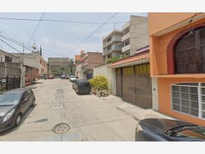 Casa en Pedregal de Santa Úrsula, Coyoacán, Ciudad de México