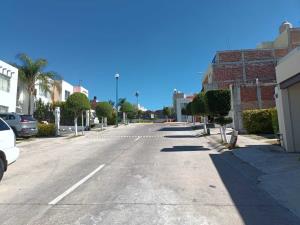 Casa en venta en Country del Lago, León — foto 3 de 28