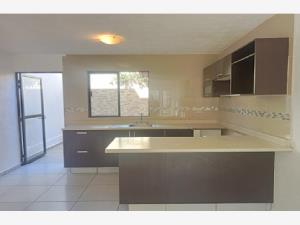 Casa en venta en Cortijo de San Agustin, Tlajomulco de Zúñiga — foto 2 de 9
