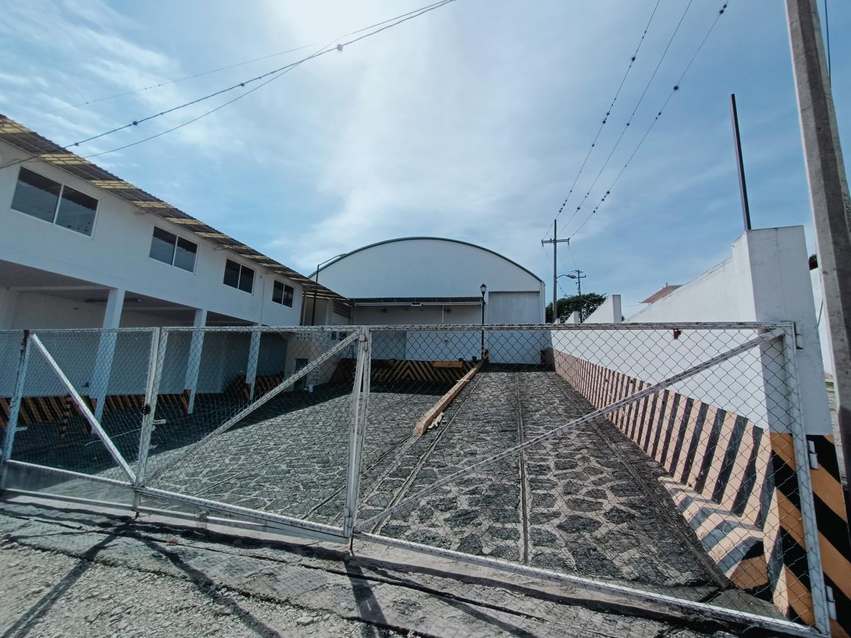 Bodega en renta en El Lencero, Emiliano Zapata — foto 1 de 20