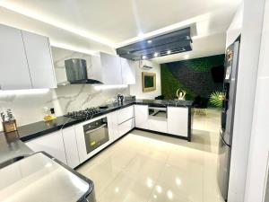 Casa en venta en Colinas de San Miguel, Culiacán — foto 2 de 25