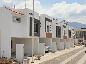 Casa en venta en Los Colomos, Tepic — foto 2 de 5