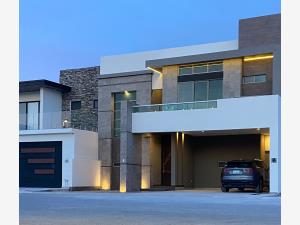 Casa en venta en Los Viñedos, Torreón, Coahuila de Zaragoza Casa en venta en Los Viñedos, Torreón, Coahuila de Zaragoza