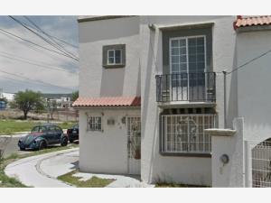 Casa en venta en Lomas del Mirador, Corregidora — foto 2 de 15