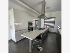 Casa en venta en San José Residencial, Saltillo — foto 3 de 10
