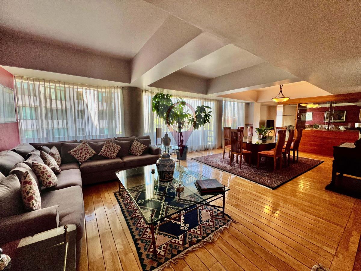 Departamento en venta en Bosques de las Lomas, Cuajimalpa de Morelos — foto 1 de 33