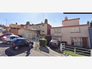 Casa en venta en Lomas Verdes (Conjunto Lomas Verdes), Naucalpan de Juárez — foto 2 de 6