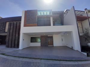 Casa en venta en Lomas de Angelópolis, San Andrés Cholula, Puebla