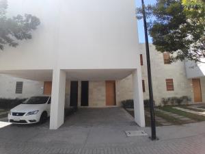 Casa en venta en Lomas de Angelópolis, San Andrés Cholula, Puebla