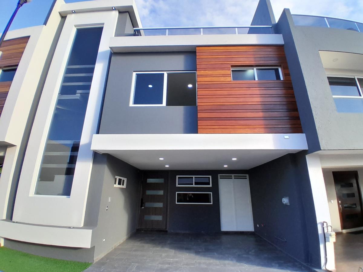 Casa en venta en San Bernardino Tlaxcalancingo, San Andrés Cholula — foto 1 de 24