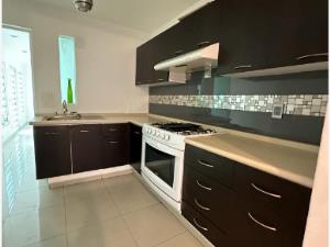 Casa en venta en Bosques de Cantabria, Toluca — foto 3 de 20