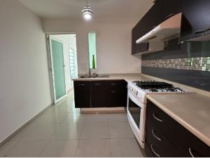Casa en venta en Bosques de Cantabria, Toluca — foto 2 de 20