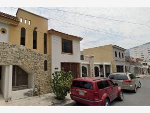 Casa en venta en Torremolinos, Monterrey — foto 2 de 4