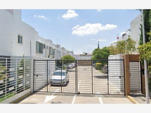 Casa en venta en Santa Ana Tepetitlan, Zapopan — foto 3 de 5