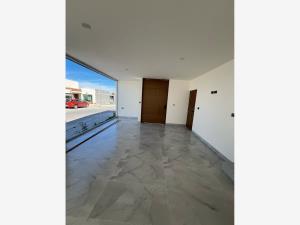 Casa en venta en Cañadas del Bosque, Morelia — foto 3 de 21