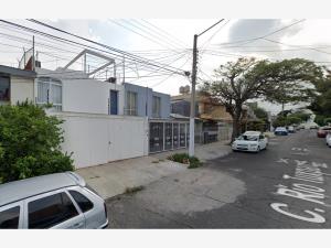 Casa en Las Aguilas, Zapopan, Jalisco